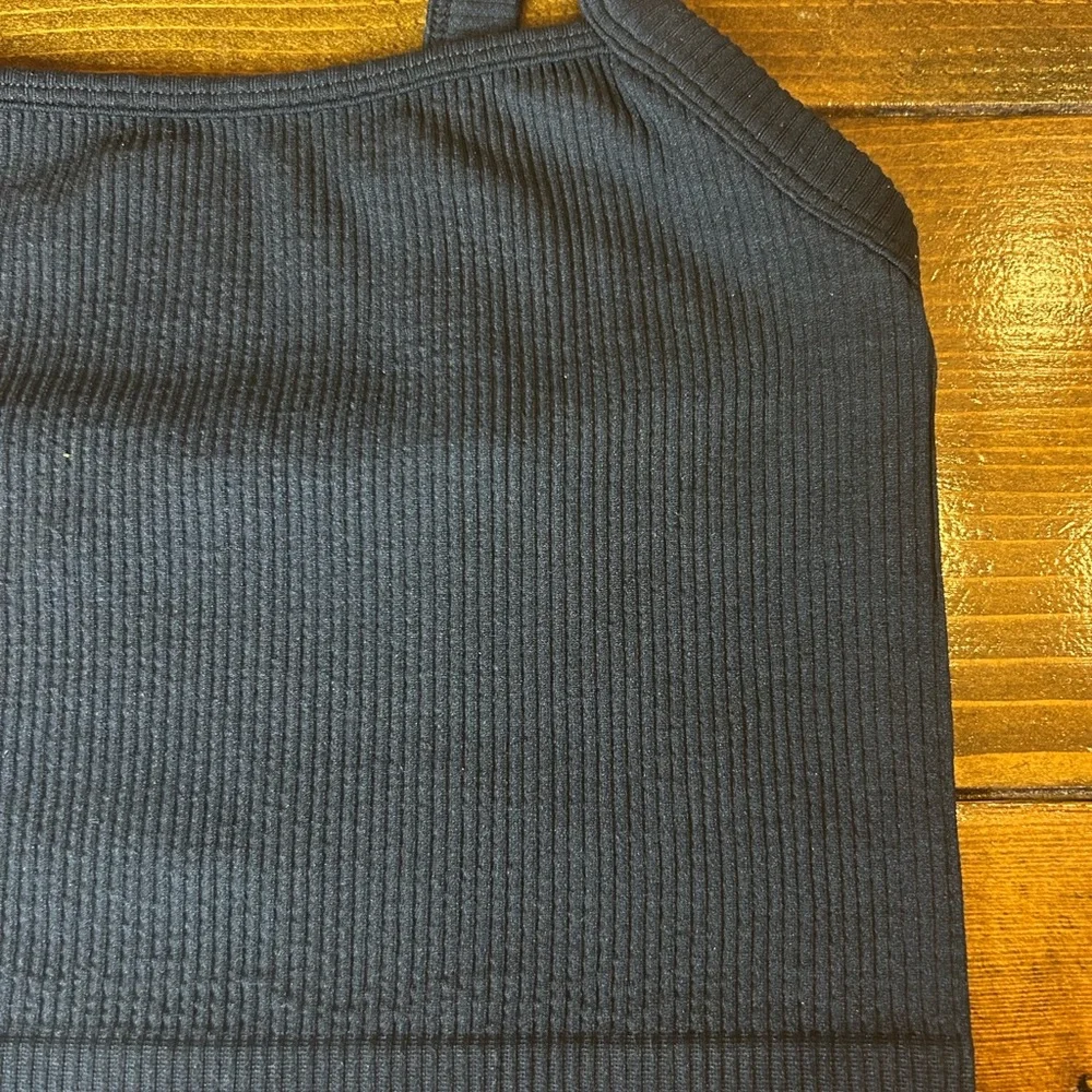 Colsie Black Ribbed Tank Top - Picture 4 of 4